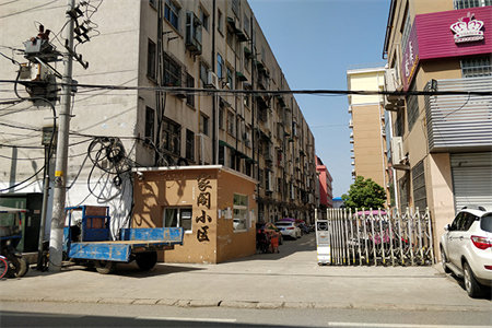 阳光丽舍多层三室两厅送储藏室包更名简装修出售